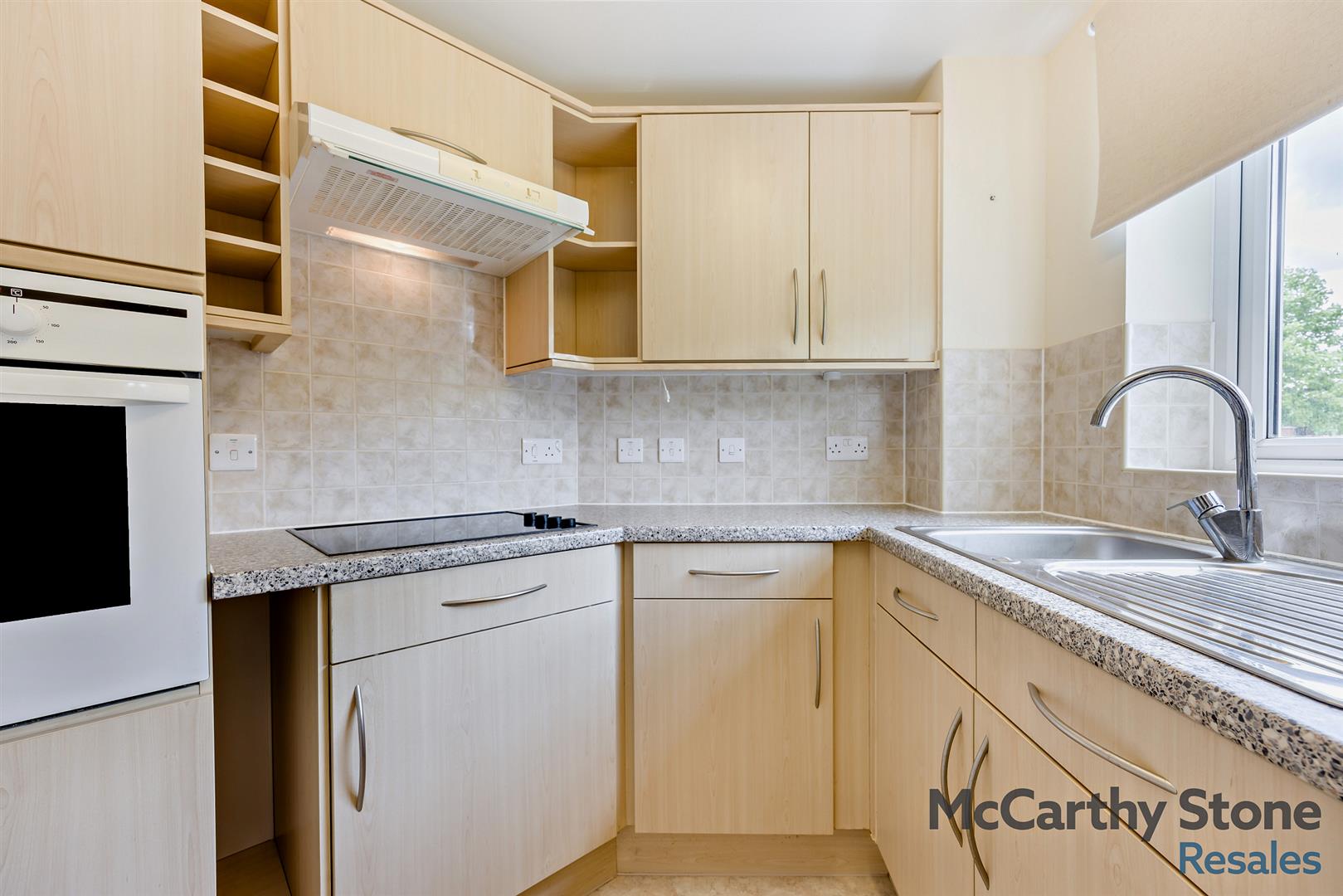 Benedict Court, Western Avenue, Newbury, Berkshire, RG14 1AR