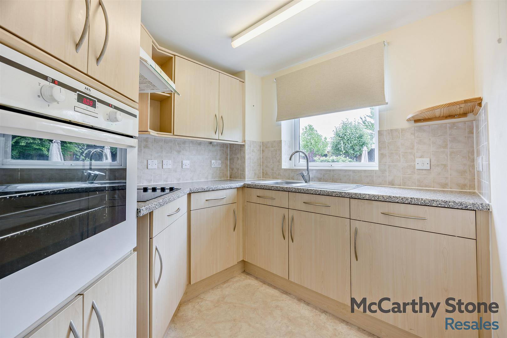 Benedict Court, Western Avenue, Newbury, Berkshire, RG14 1AR