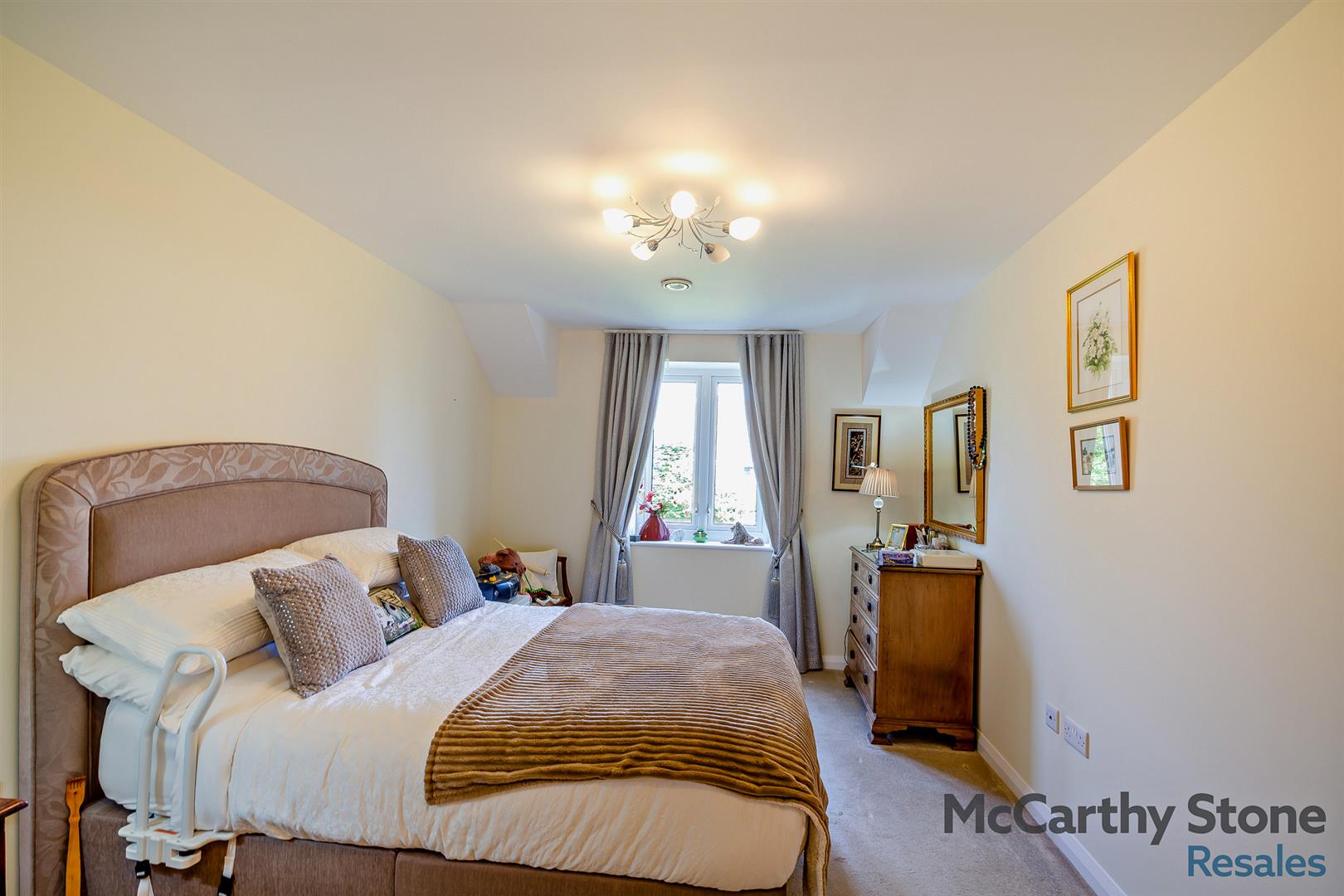 Bangor Road, Benllech, Tyn-y-Gongl, Anglesey, Gwynedd, LL74 8TF