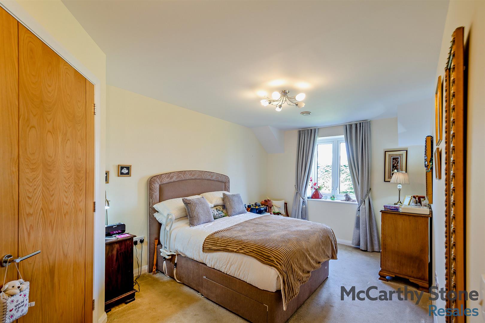 Bangor Road, Benllech, Tyn-y-Gongl, Anglesey, Gwynedd, LL74 8TF