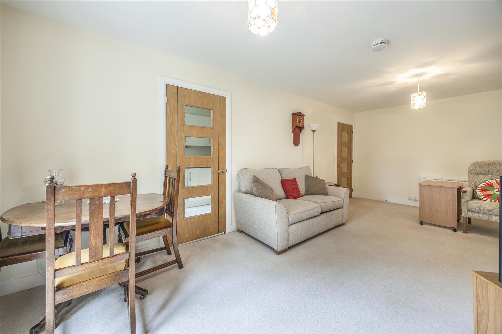 28 The Sycamores, Muirs, Kinross