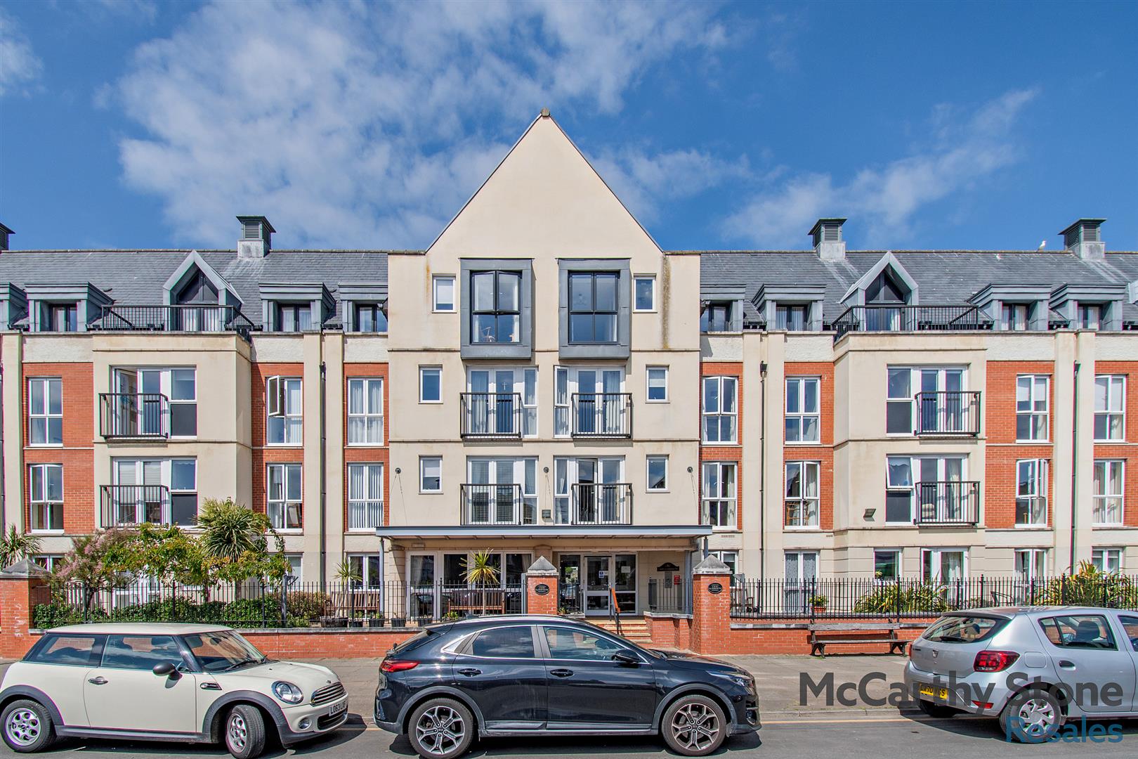 Cwrt Gloddaeth, Gloddaeth Street, Llandudno