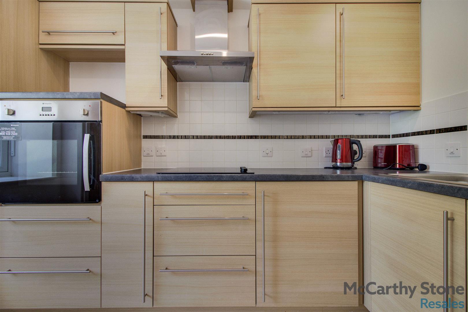 Peel Court, College Way, Welwyn Garden City, Hertfordshire, AL8 6DG
