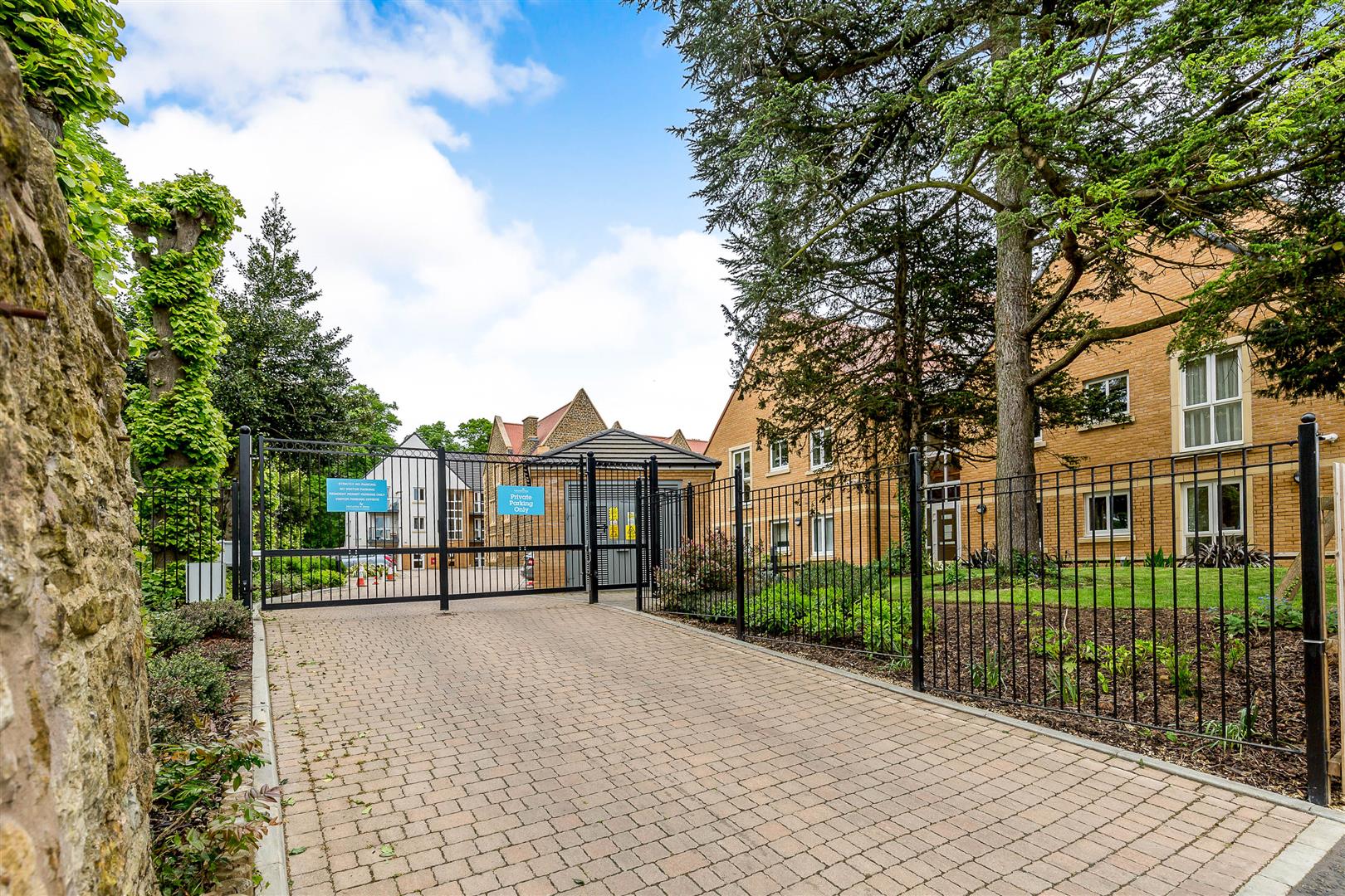 Wardington Court, Welford Road, Northampton