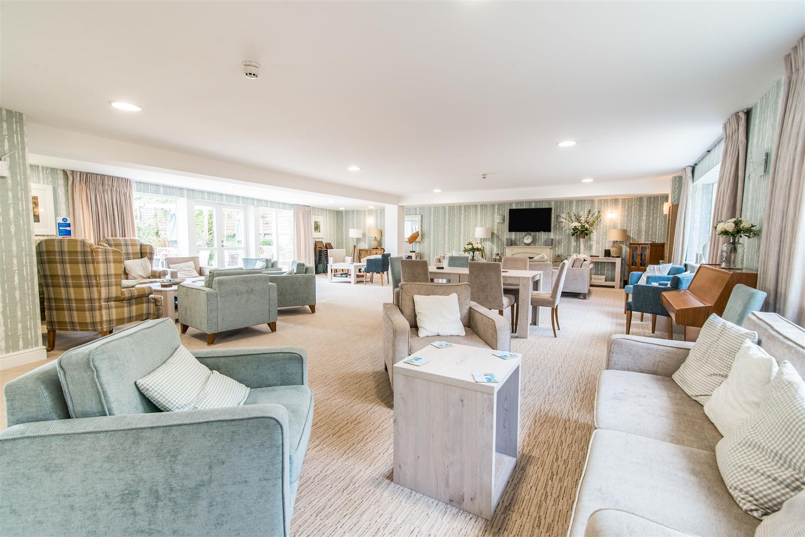 8 Queen Eleanor Court, Salisbury Street, Amesbury, SP4 7FU