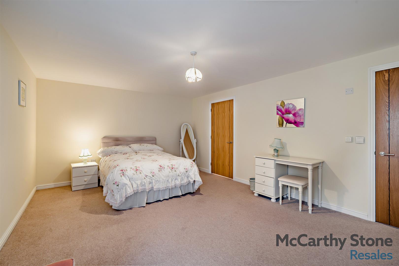 8 Queen Eleanor Court, Salisbury Street, Amesbury, SP4 7FU