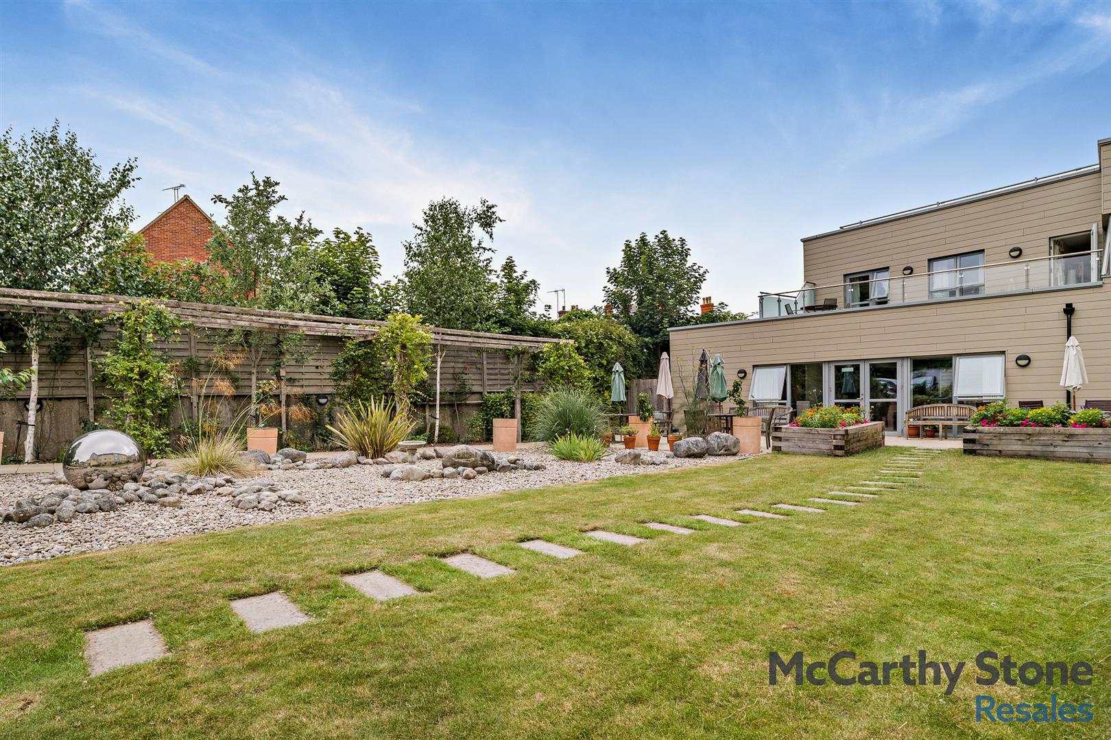8 Queen Eleanor Court, Salisbury Street, Amesbury, SP4 7FU