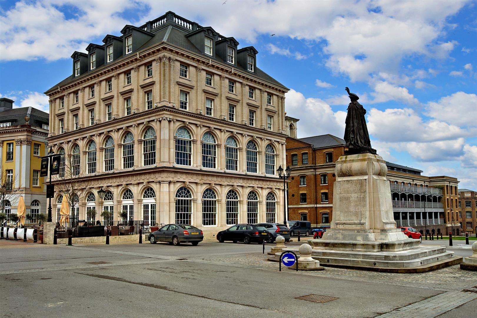 Bowes Lyon Court, Poundbury, Dorchester