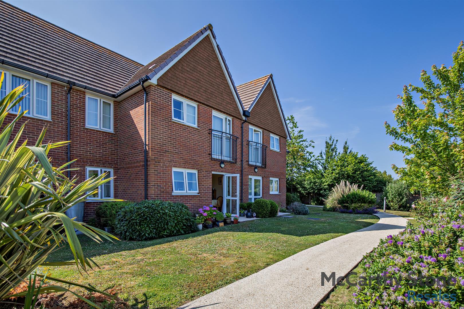 Manley Close, Whitfield