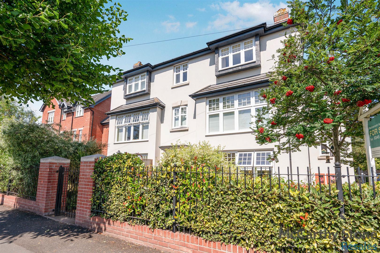 Finham Court, Waverley Road, Kenilworth