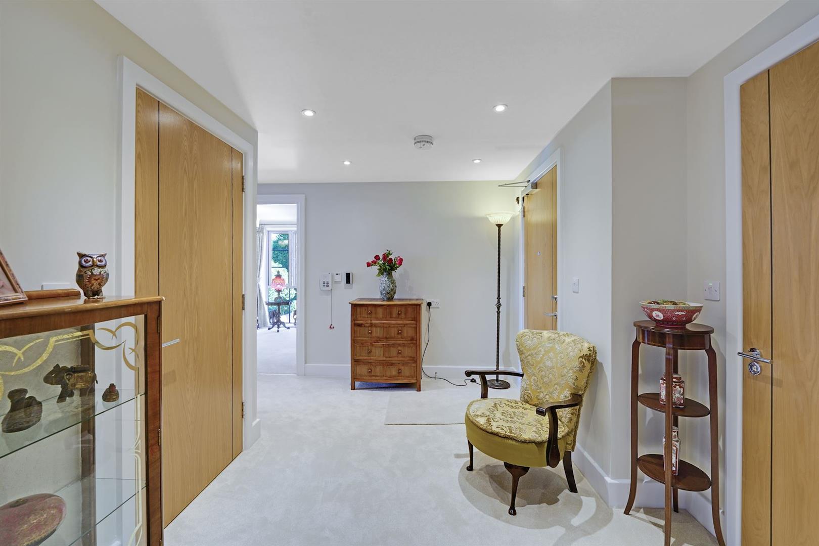 Kingston Road, Raynes Park, London
