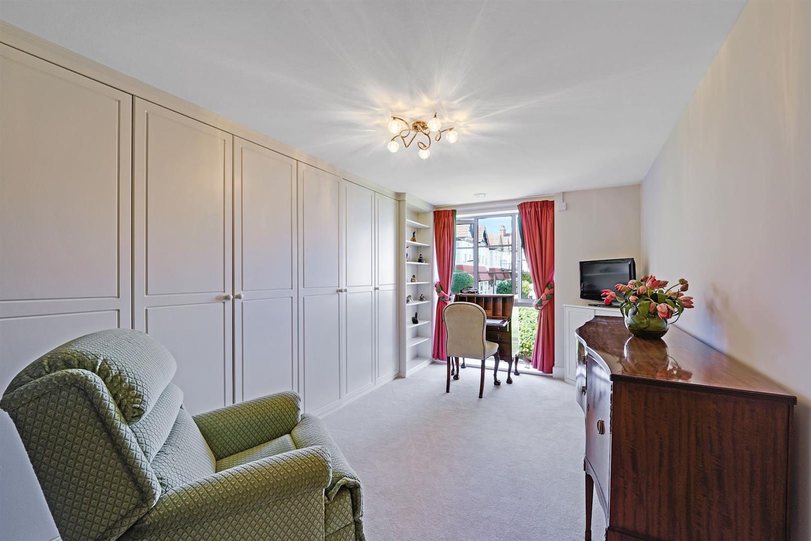 Kingston Road, Raynes Park, London