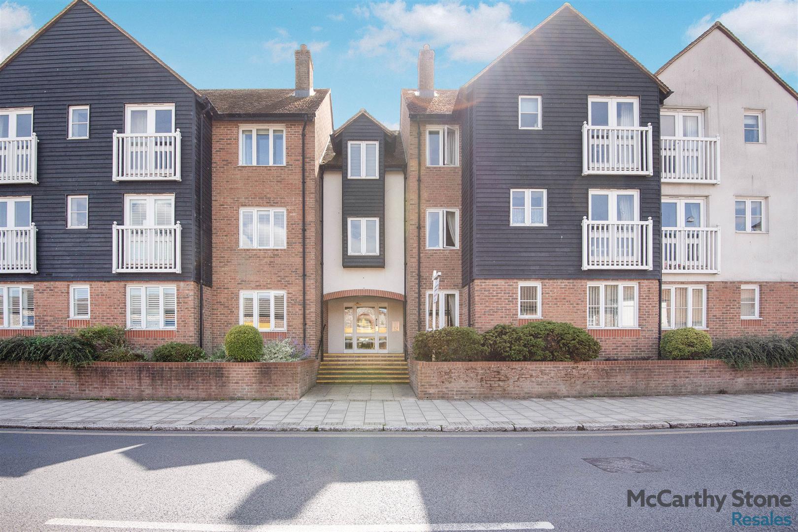 Caen Stone Court, Queen Street, Arundel