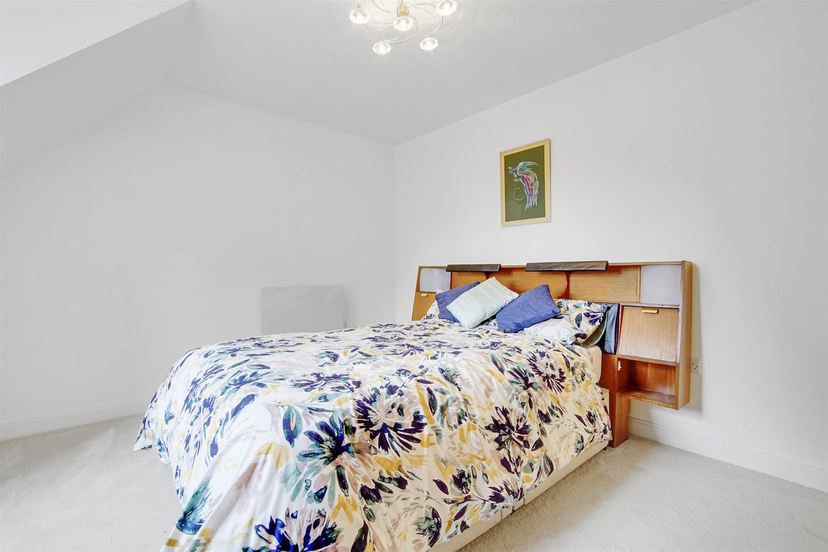 Westhall Road, Warlingham, Surrey, CR6 9HF