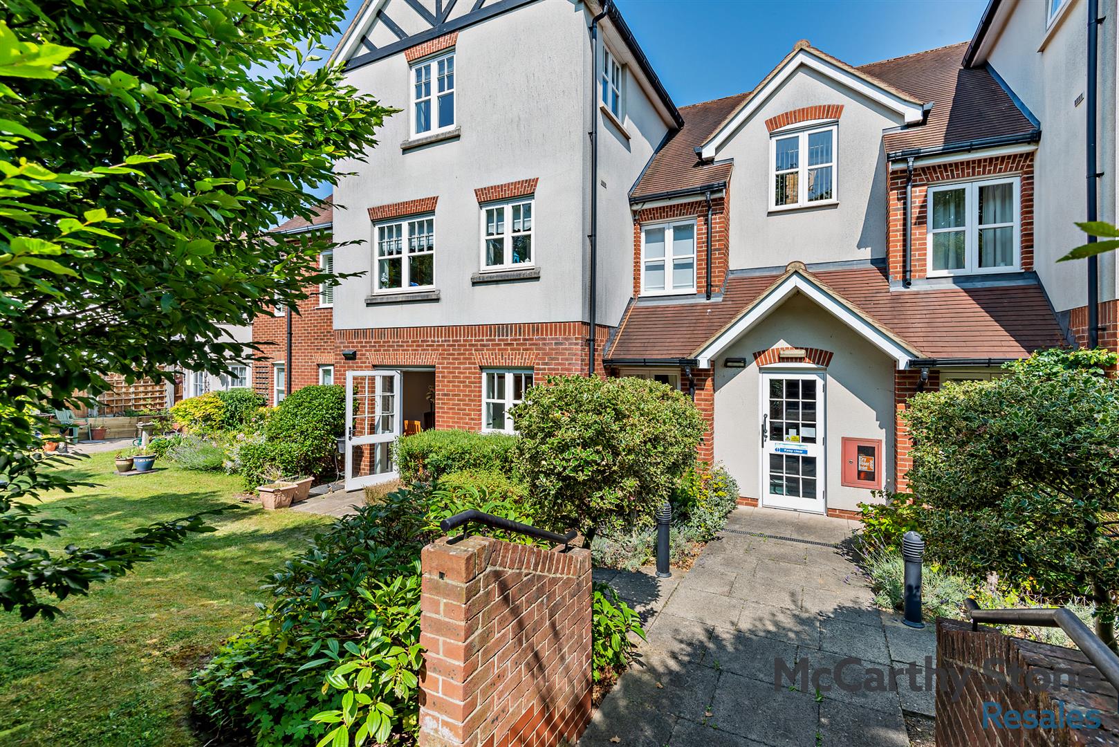 Stewart Court, High Street, Epping, CM16 4FJ