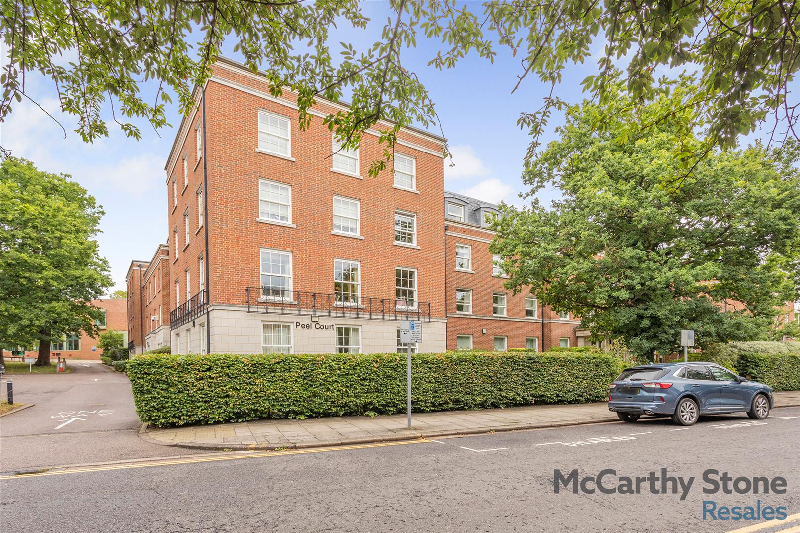 College Way, Welwyn Garden City