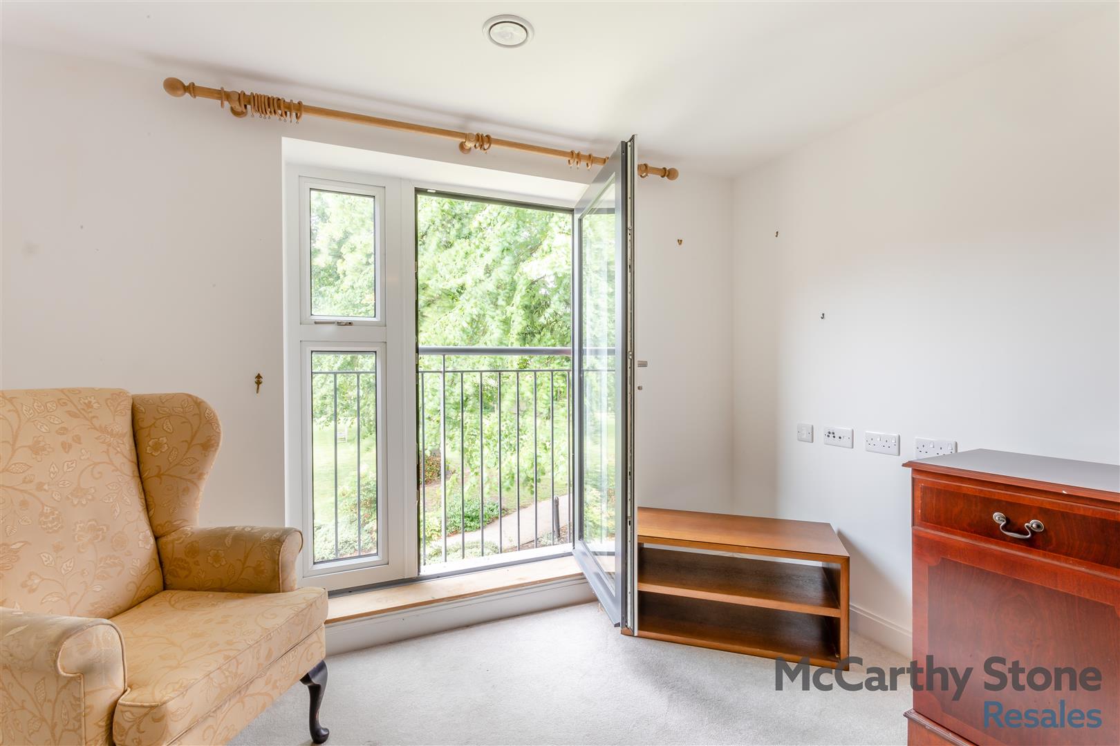 Elizabeth House, St. Giles Mews, Stony Stratford, Milton Keynes, MK11 1HT
