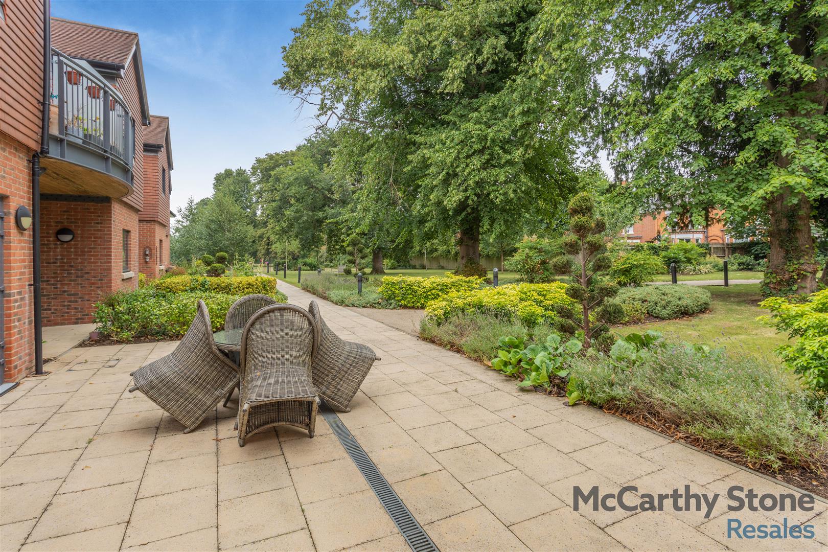 Elizabeth House, St. Giles Mews, Stony Stratford, Milton Keynes, MK11 1HT
