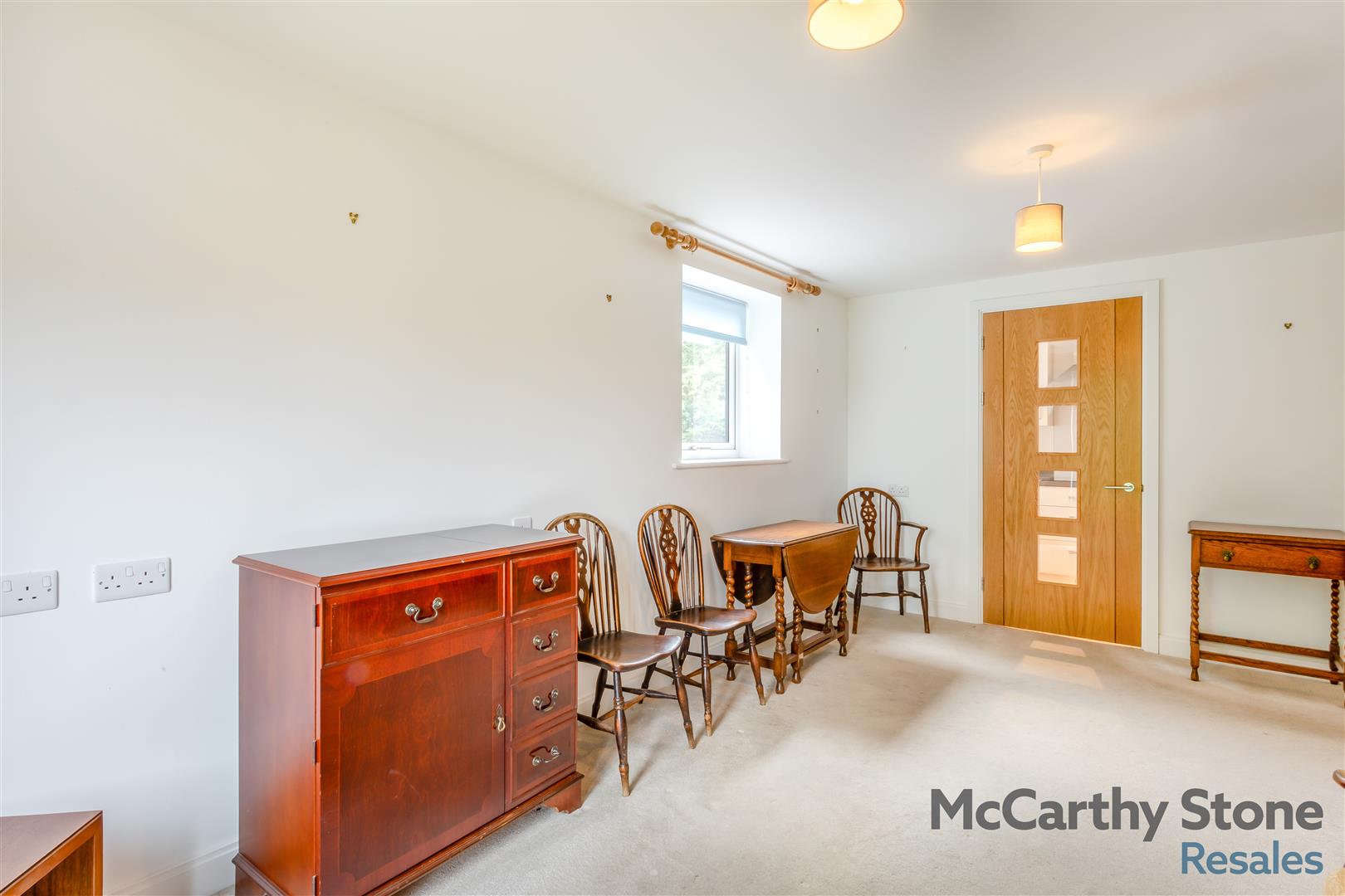Elizabeth House, St. Giles Mews, Stony Stratford, Milton Keynes, MK11 1HT