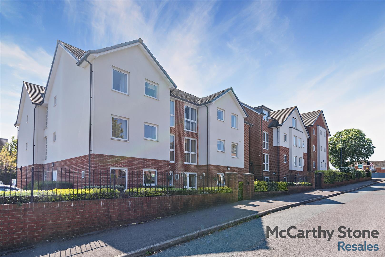 Victory Court, Beaconsfield Road, Waterlooville, PO7 7FB