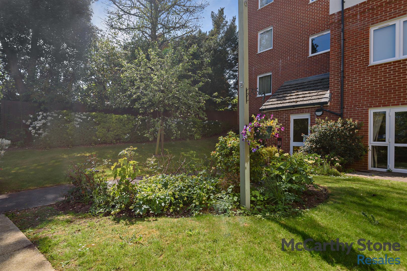 Victory Court, Beaconsfield Road, Waterlooville, PO7 7FB