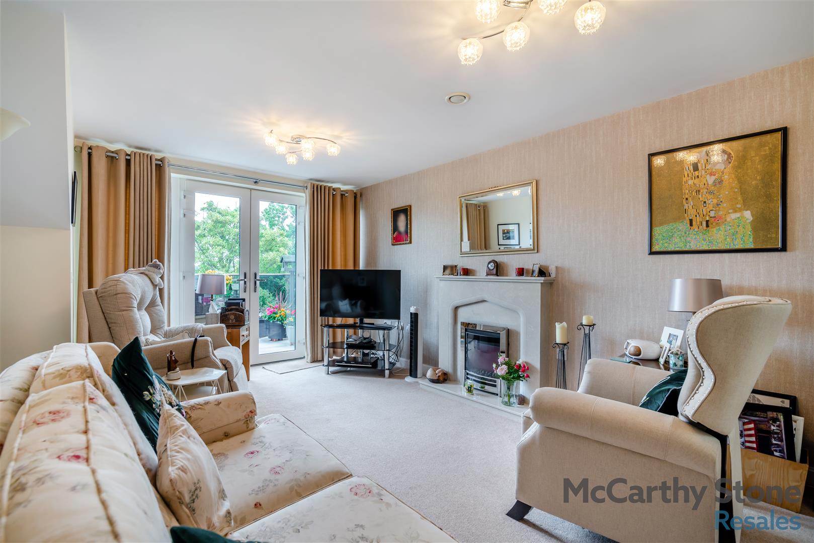 Devonshire Grange, Devonshire Avenue, Roundhay, Leeds, LS8 1AN