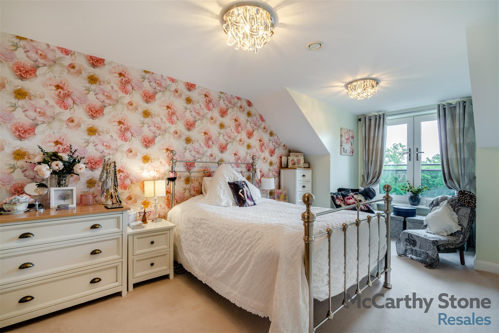 Devonshire Grange, Devonshire Avenue, Roundhay, Leeds, LS8 1AN