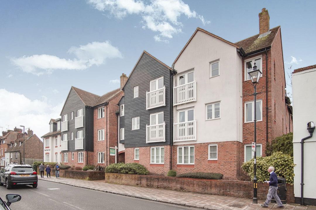Caen Stone Court, Queen Street, Arundel