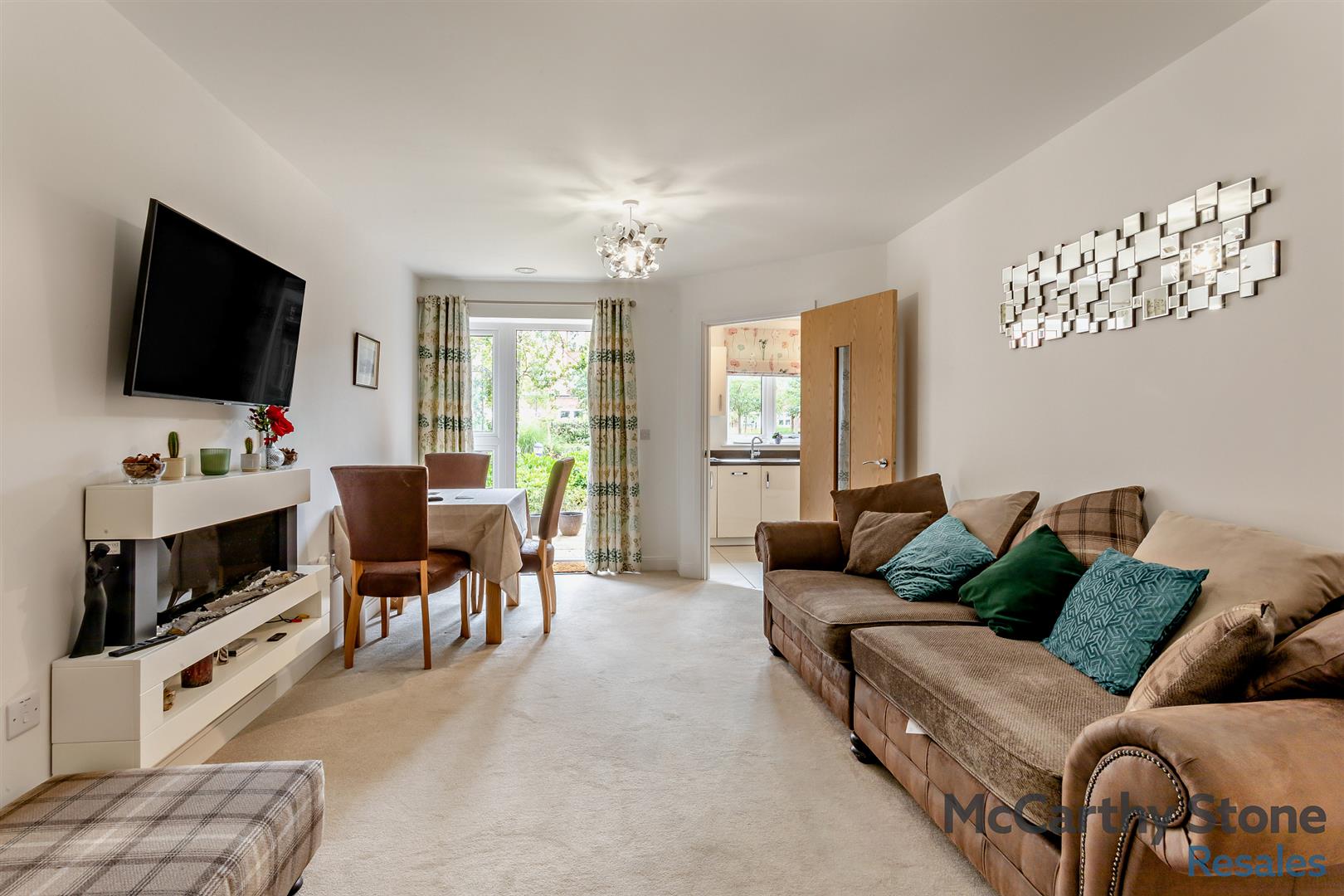 Oakhill Place, High View, Bedford, Bedfordshire, MK41 8FB