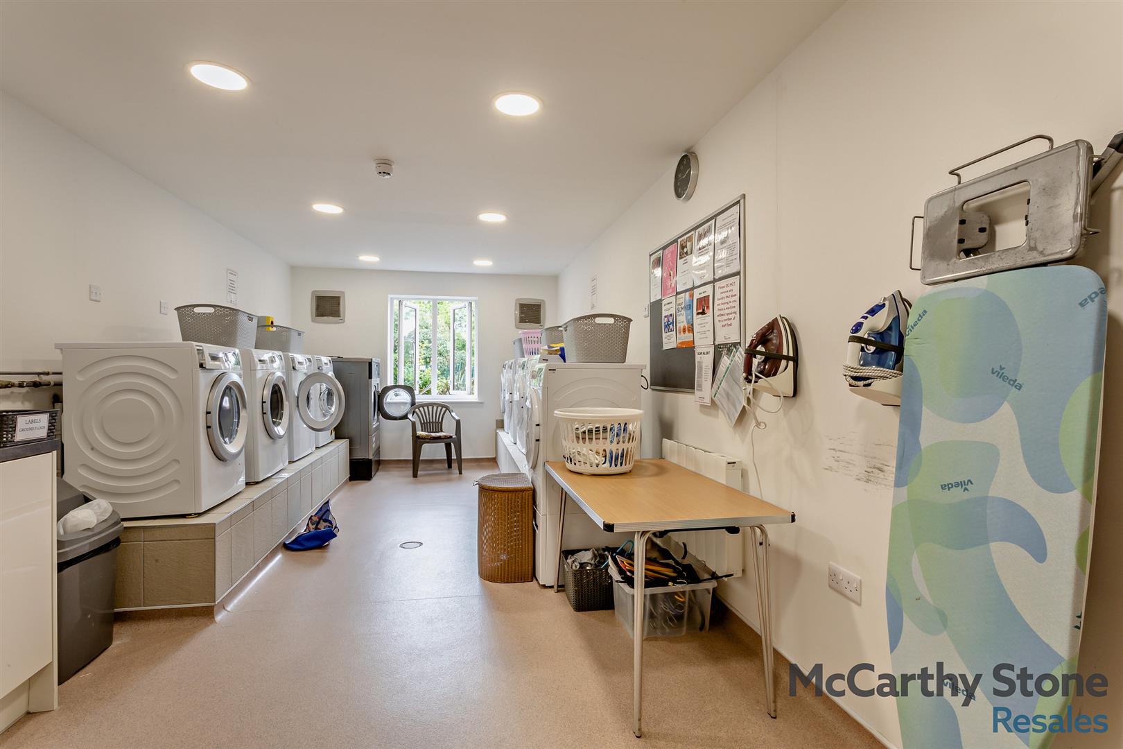 Oakhill Place, High View, Bedford, Bedfordshire, MK41 8FB