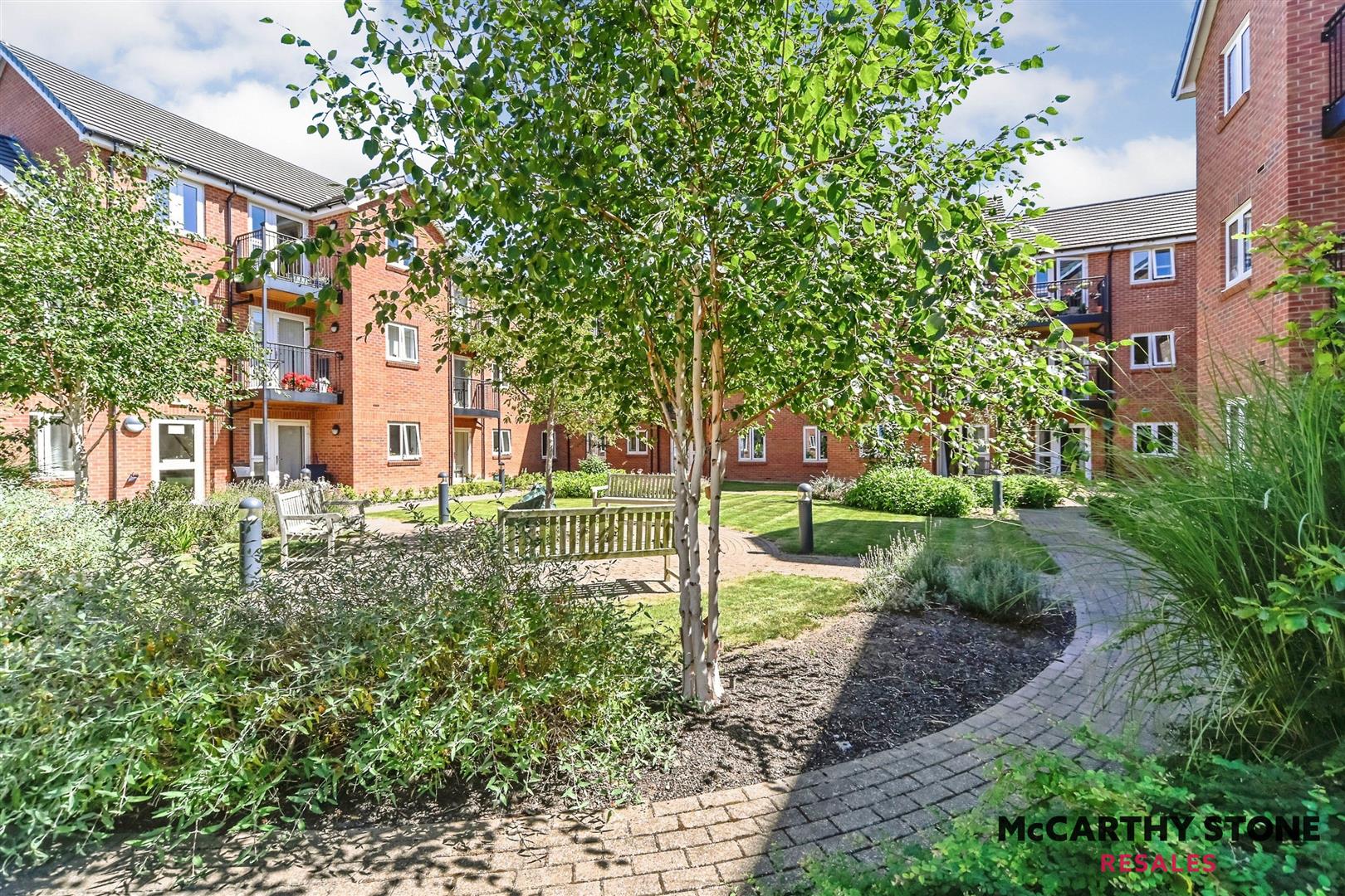 Oakhill Place, High View, Bedford, Bedfordshire, MK41 8FB