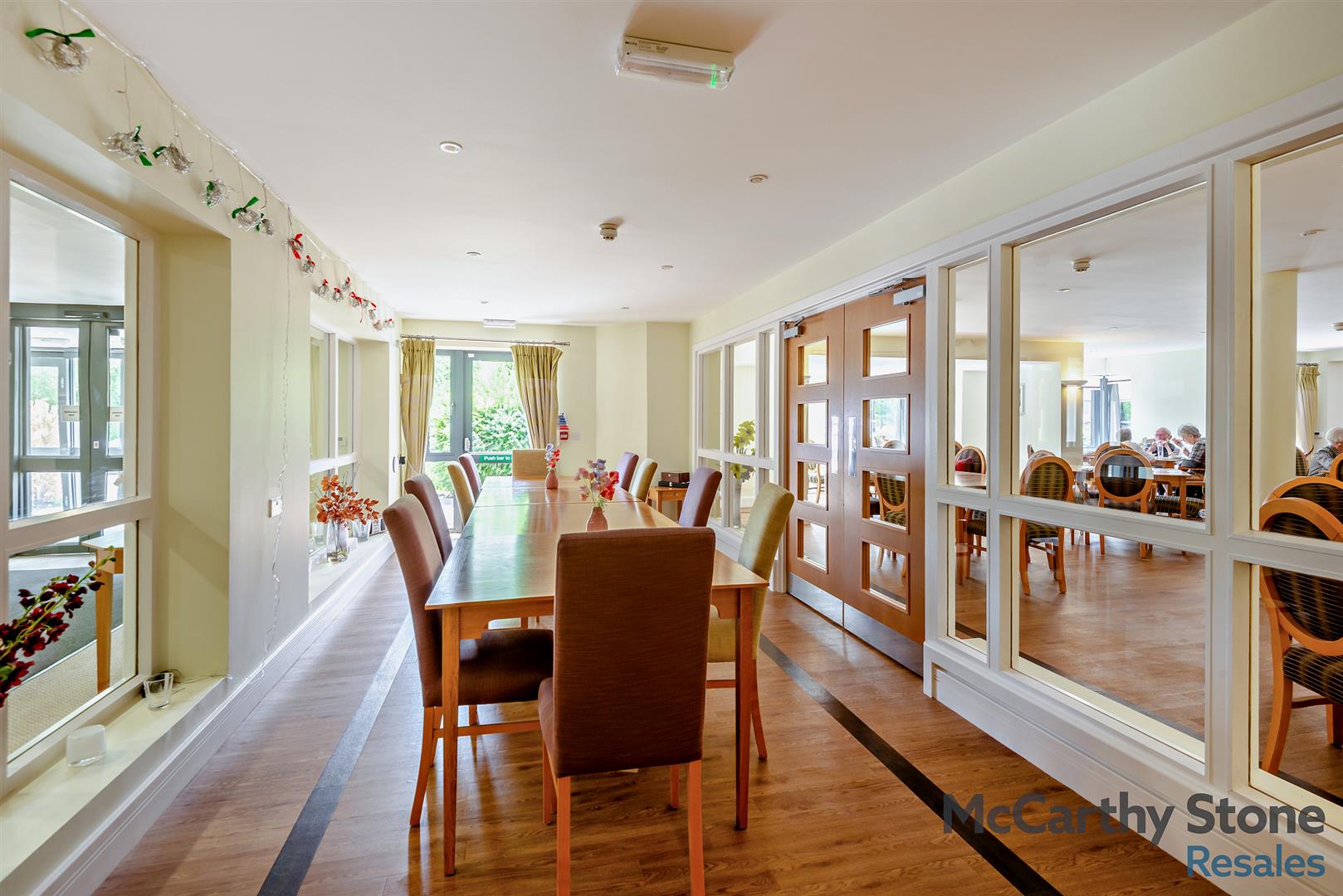Mandeville Court, Darkes Lane, Potters Bar, Hertfordshire, EN6 1BZ