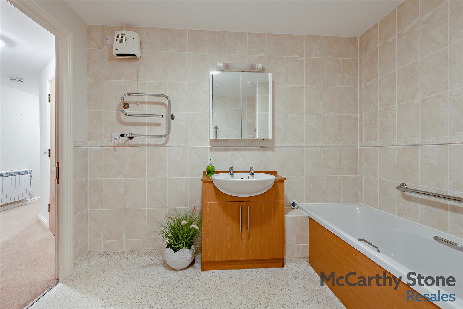 Cherrett Court, Ringwood Road, Ferndown