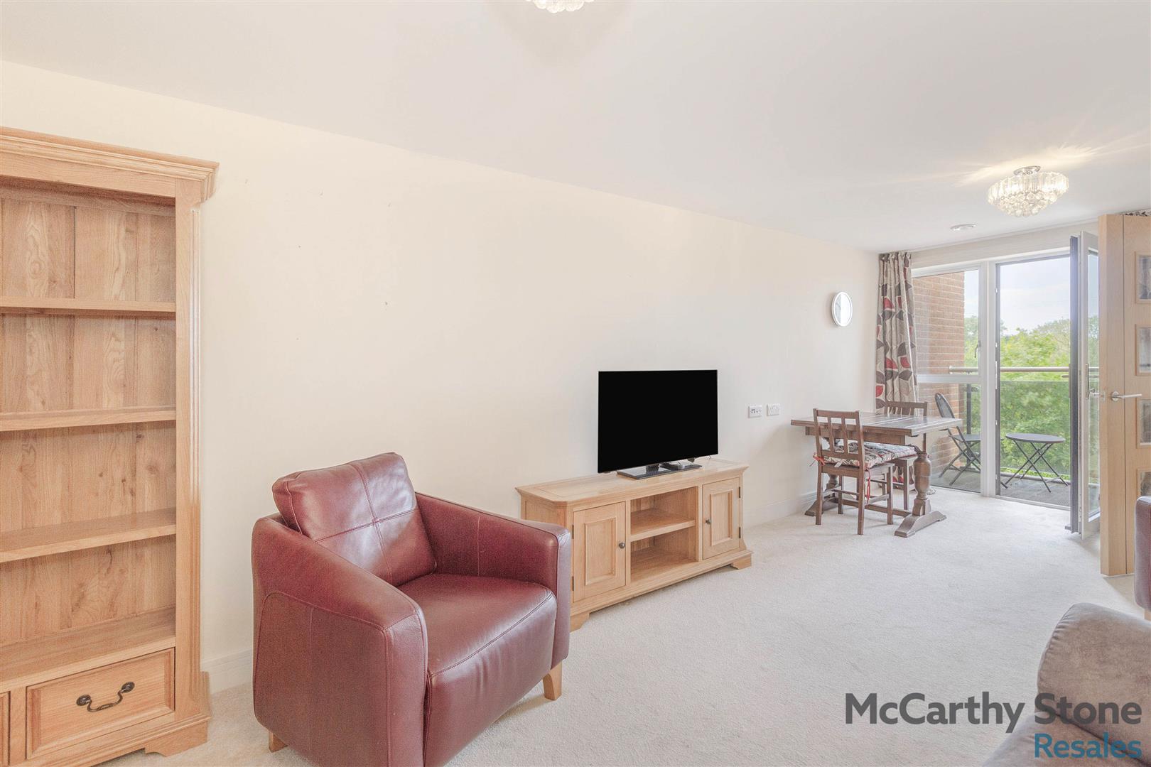 Glenhills Court, Little Glen Road, Glen Parva, Leicester
