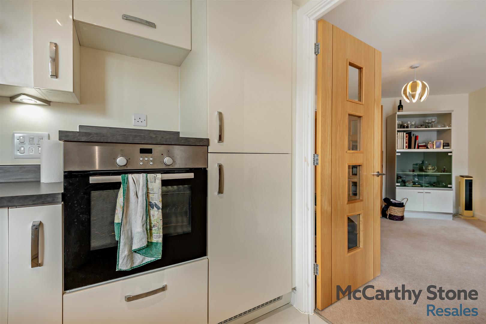 Macaulay Road, Broadstone, Dorset, BH18 8AR