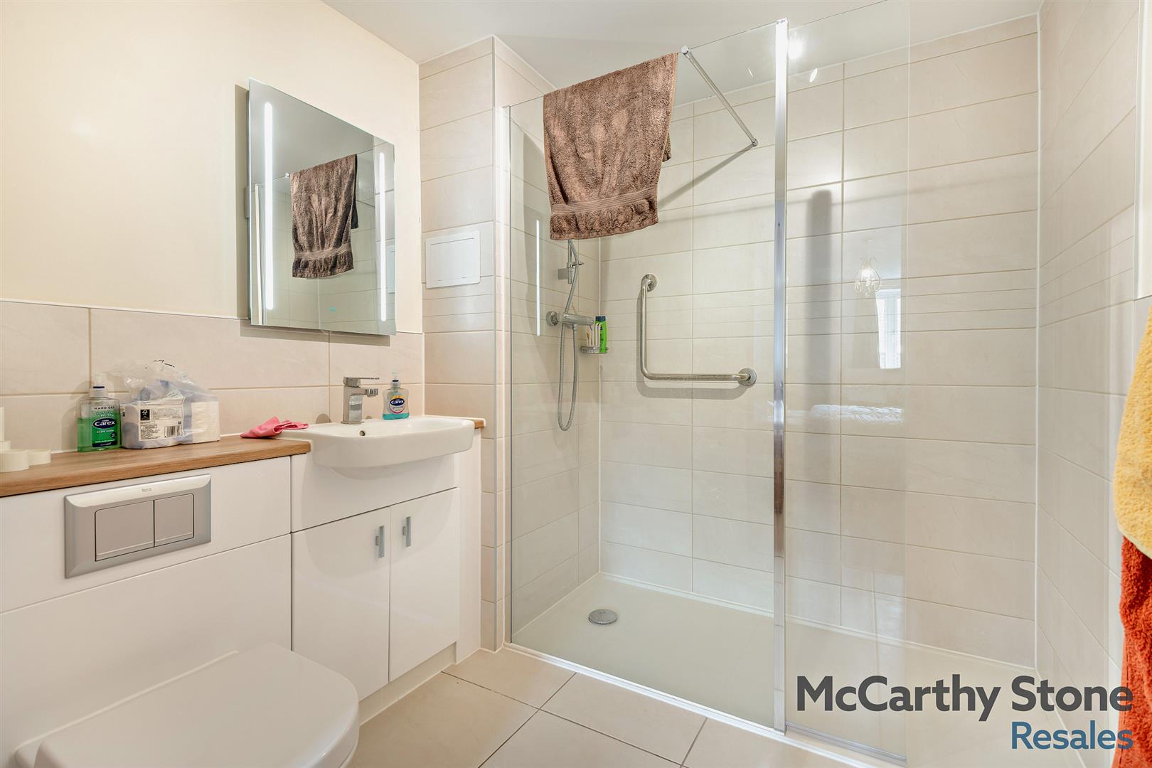 Macaulay Road, Broadstone, Dorset, BH18 8AR