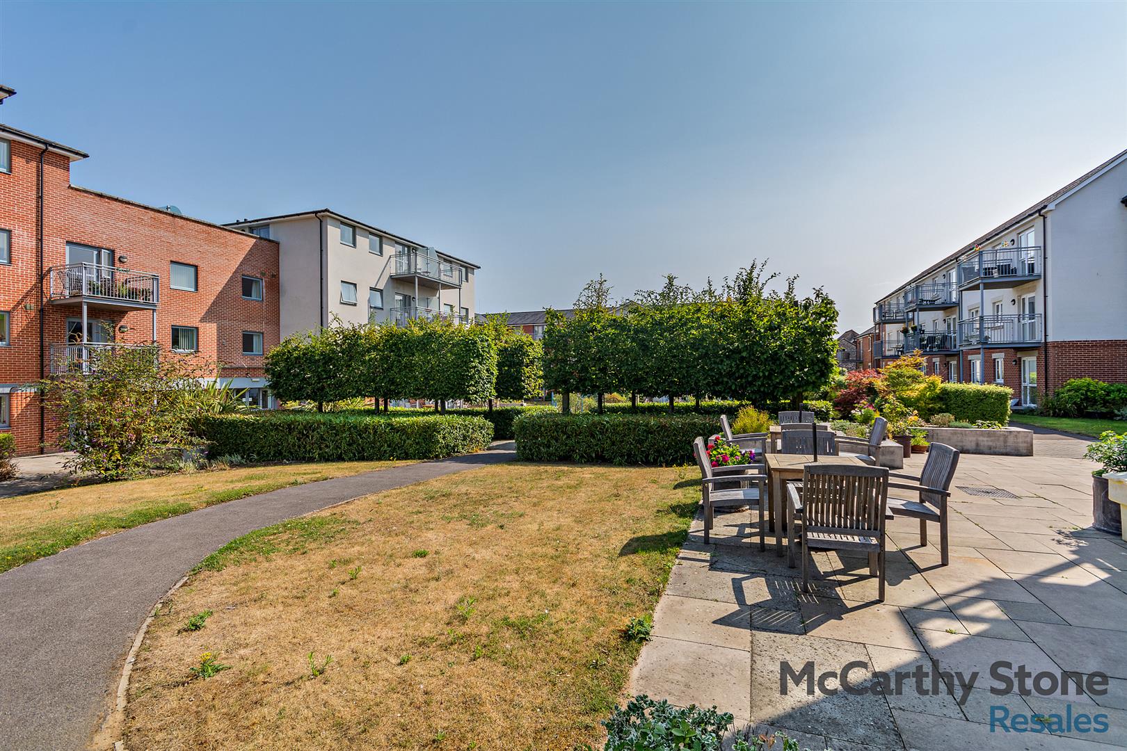 Lady Susan Court, New Road, Basingstoke A One Bedroom First Floor Retirement Apartment