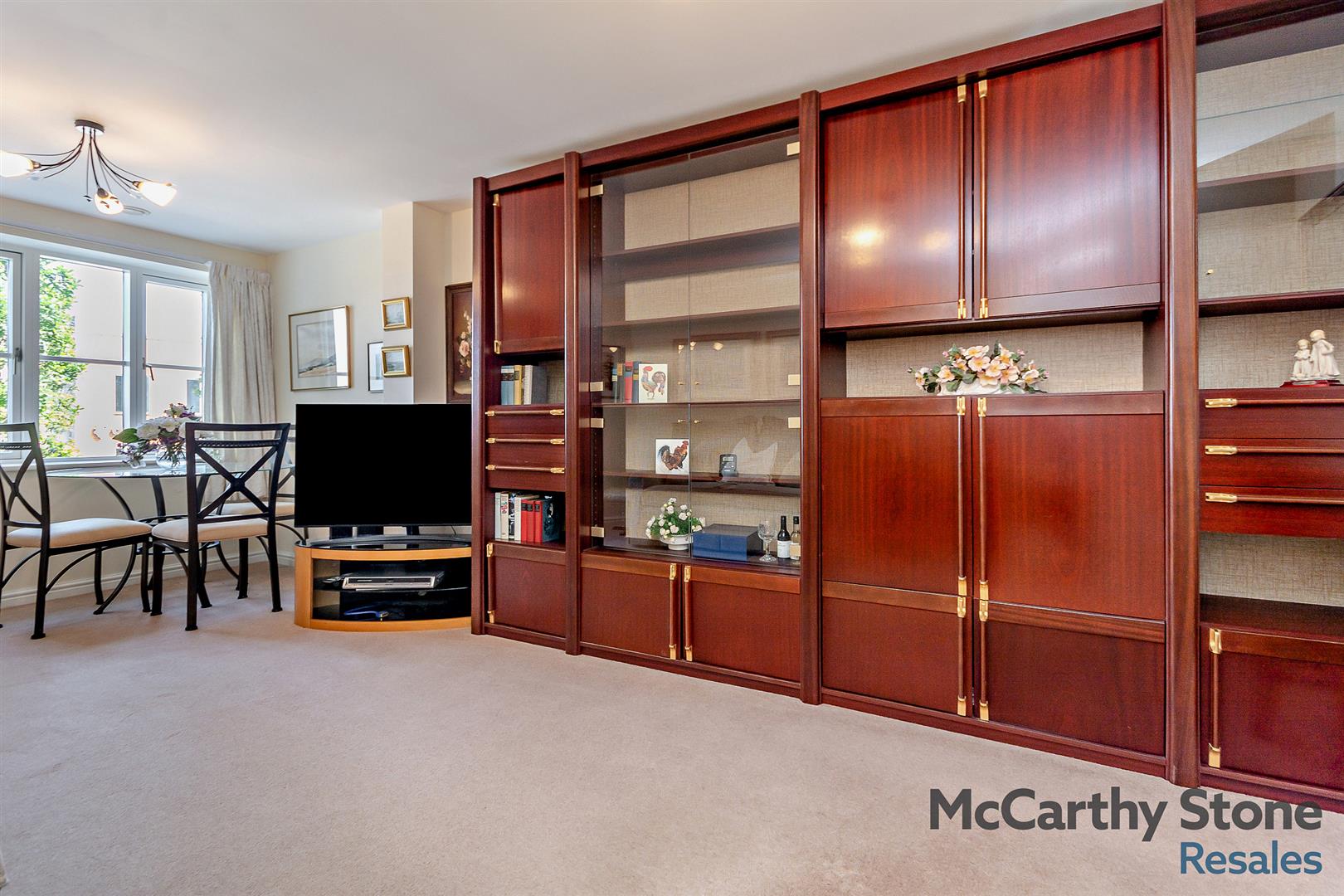 Lady Susan Court, New Road, Basingstoke A One Bedroom First Floor Retirement Apartment