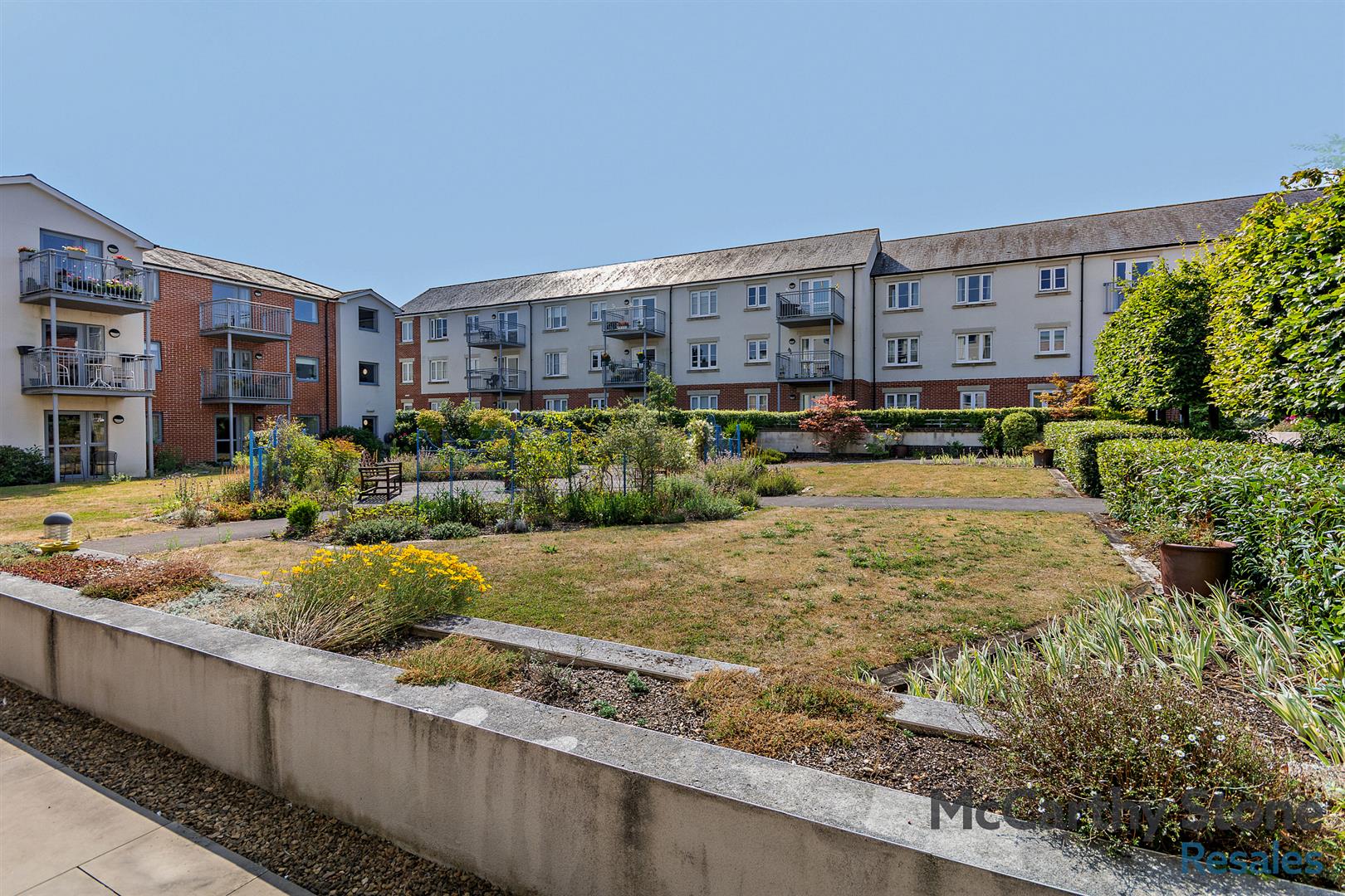 Lady Susan Court, New Road, Basingstoke A One Bedroom First Floor Retirement Apartment