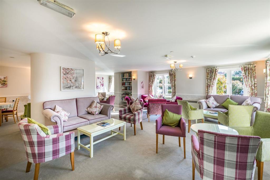 Charter Court, Retford