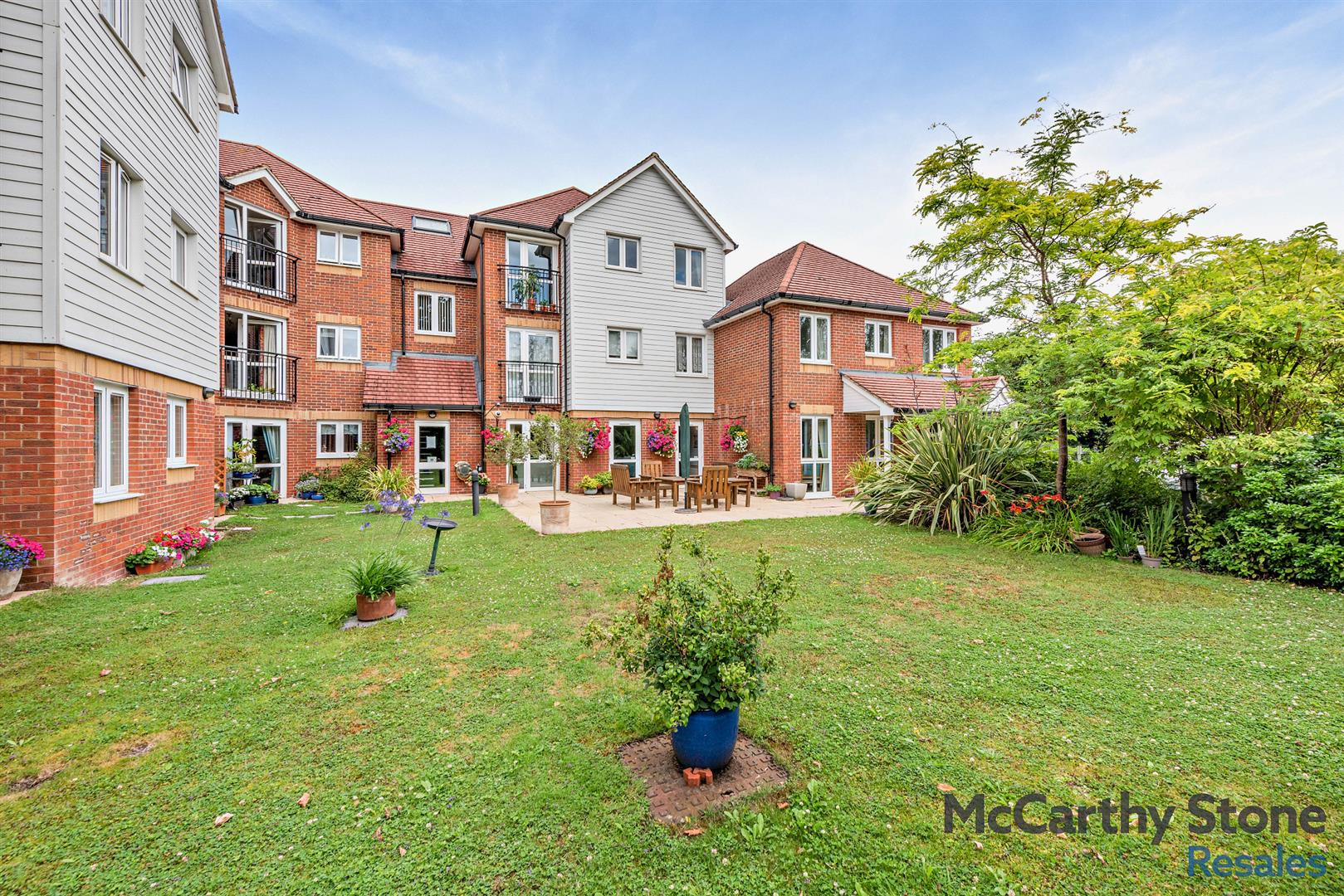 Eadhelm Court, Penlee Close, Edenbridge