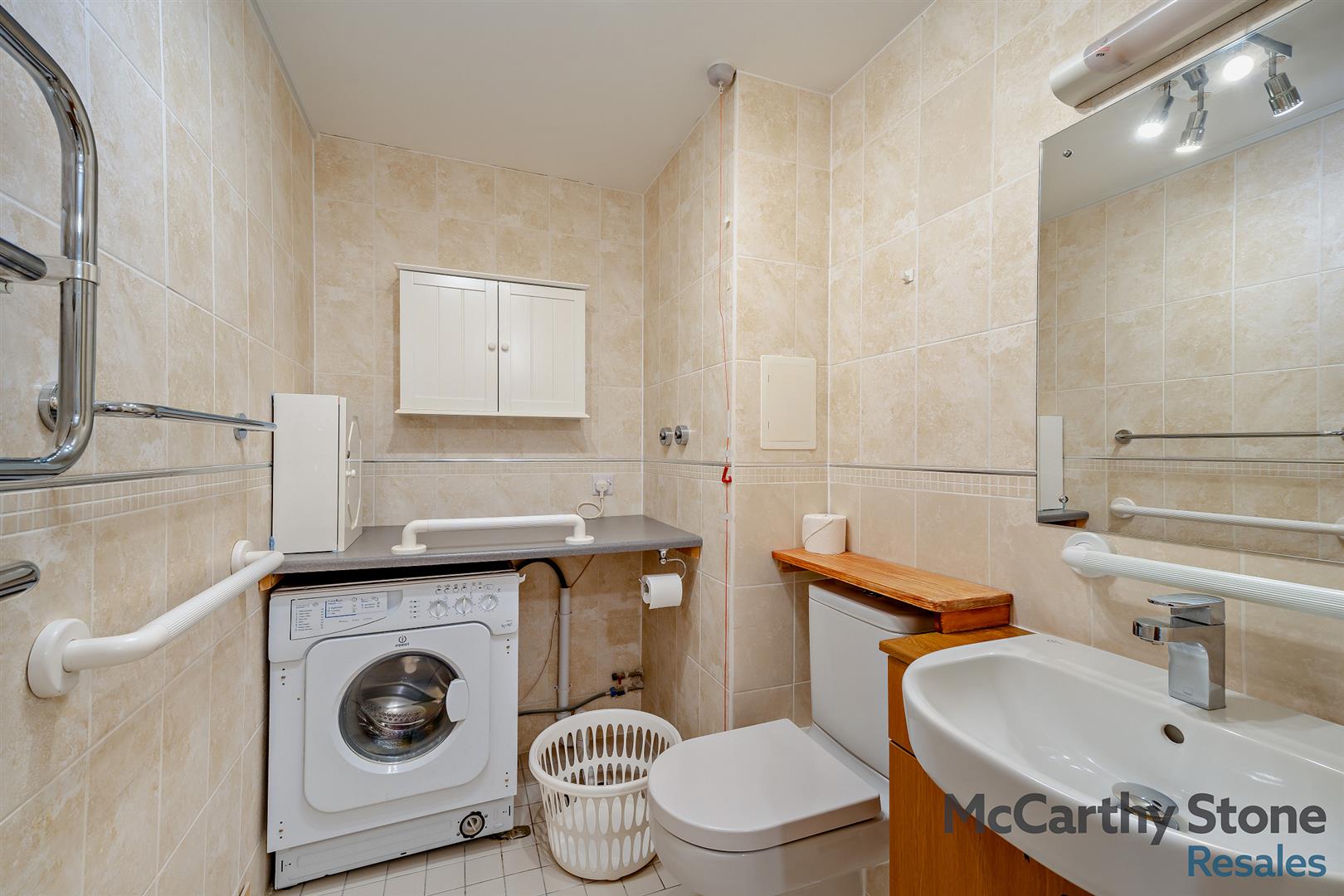 Anstie Court, Wharf Street, Devizes, SN10 1GA