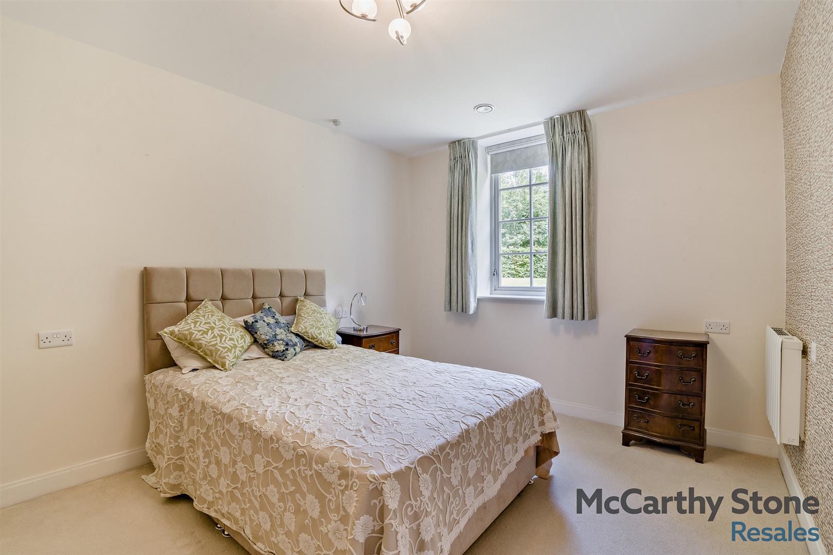 Hawkesbury Place, Fosseway, Stow on the Wold