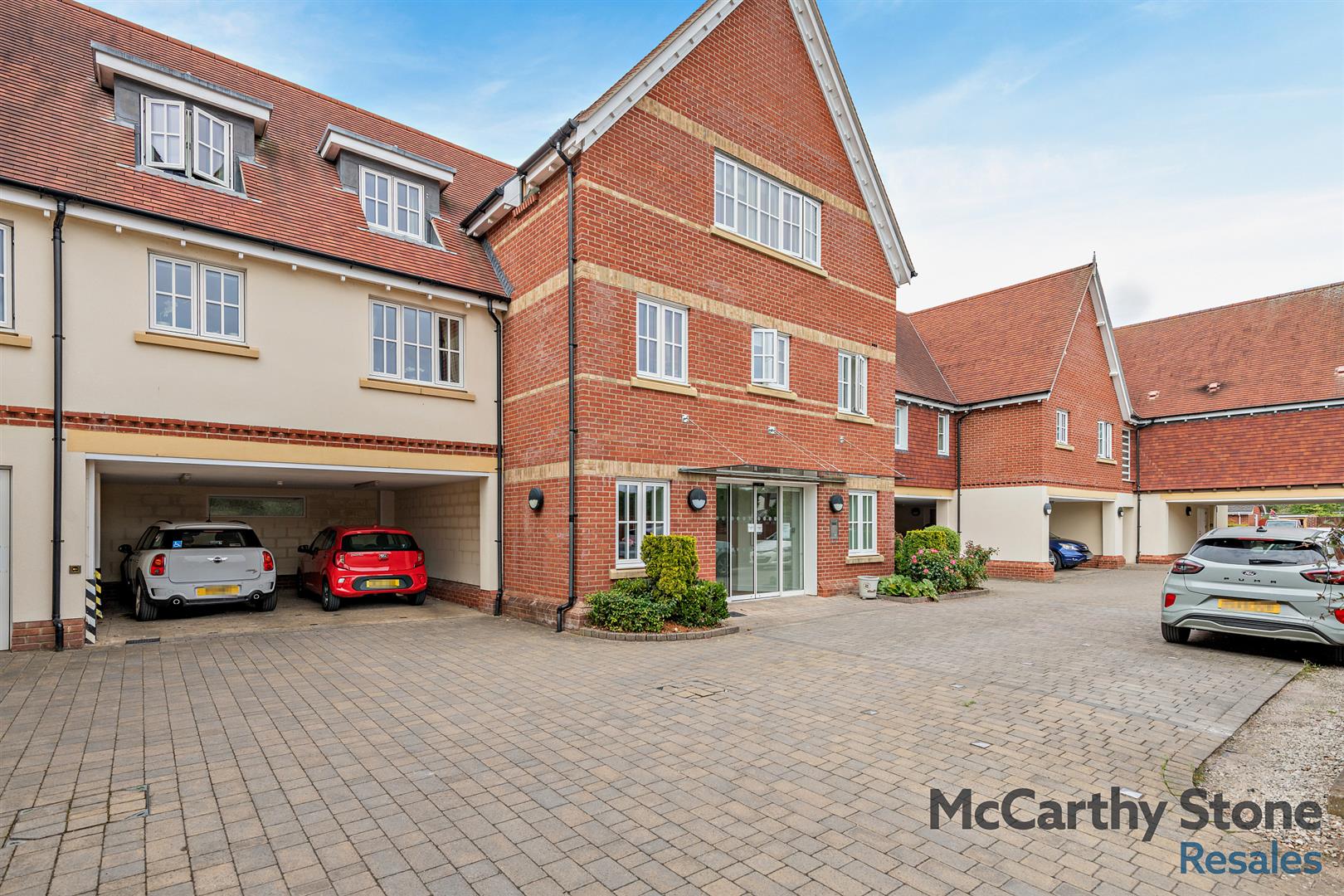 Cornmantle Parsonage Barn Lane, Ringwood, Hampshire, BH24 1WJ
