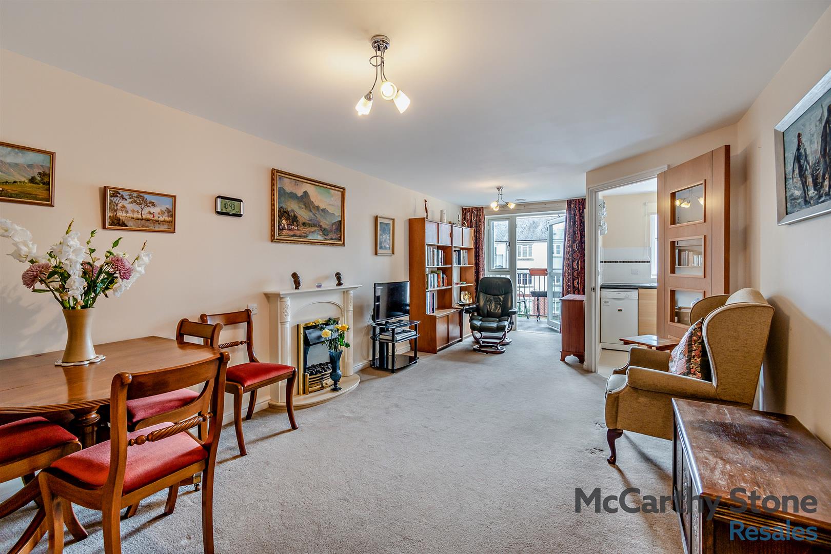 Lady Susan Court, New Road, Basingstoke A One Bedroom Second Floor Retirement Apartment