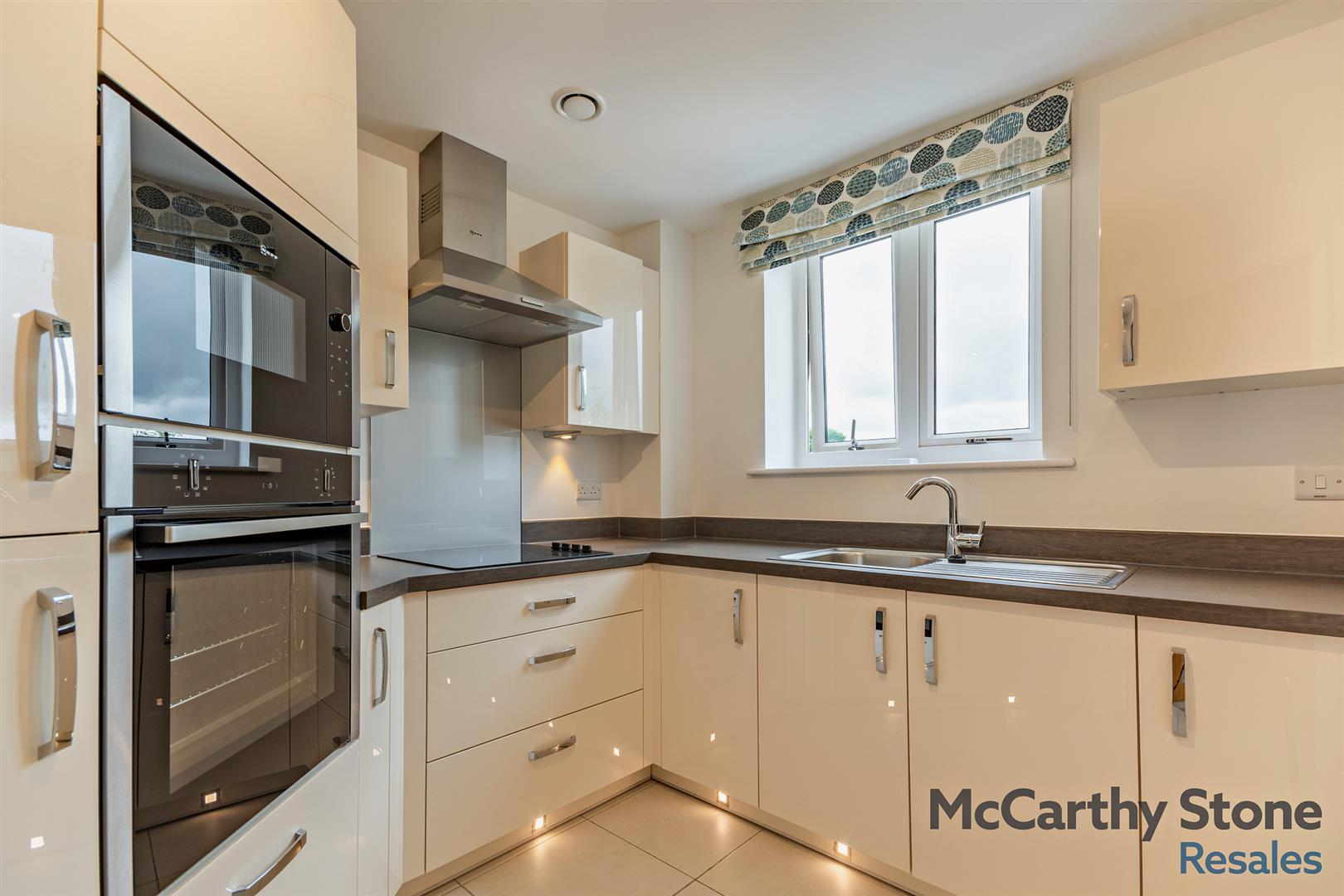 Heathlands. Beaconsfield Road, Farnham Common, Slough