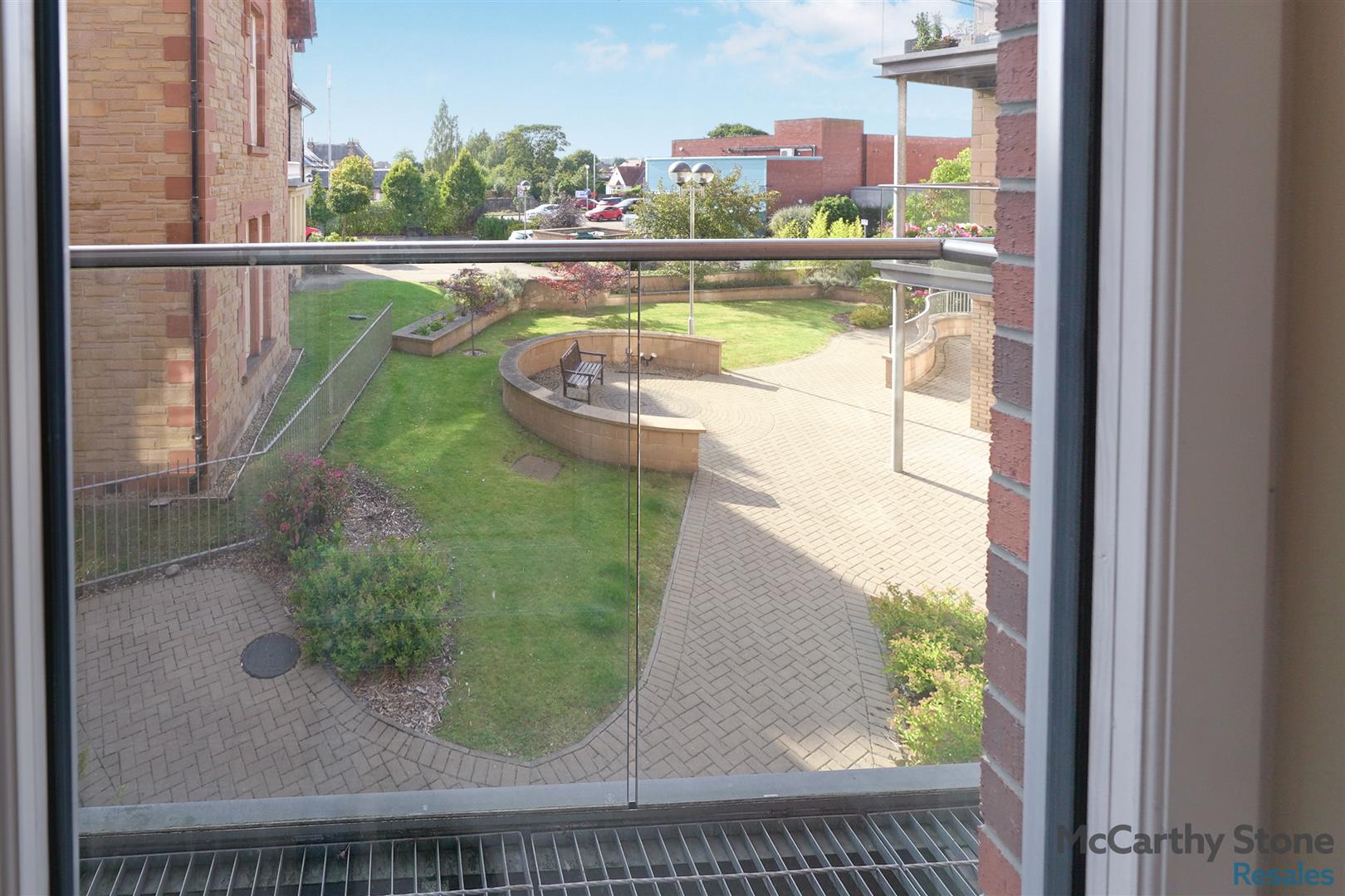 Lyle Court, Barnton Grove, Edinburgh, EH4 6EZ