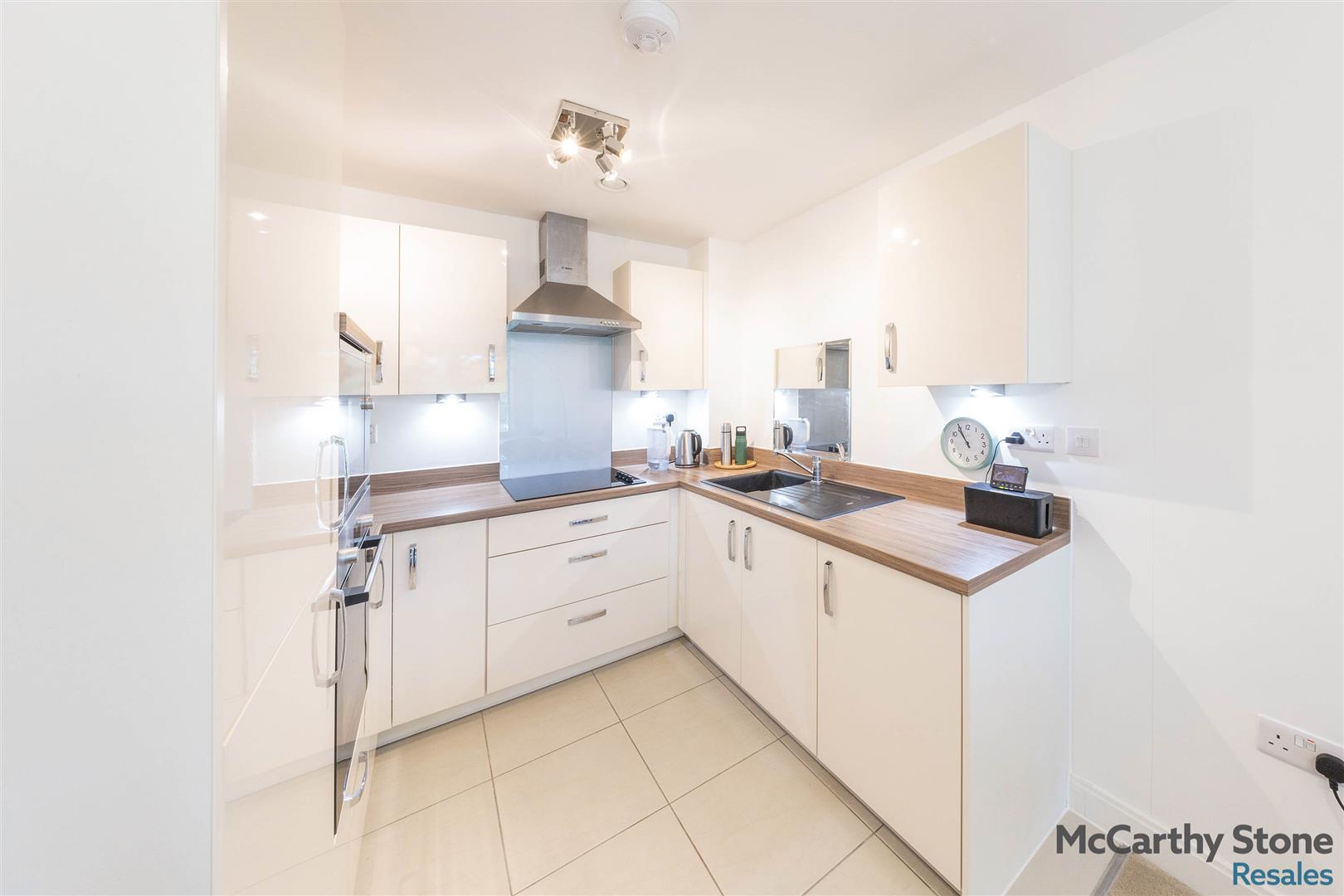 Jupiter House, Hindhead Knoll, Walnut Tree, Milton Keynes