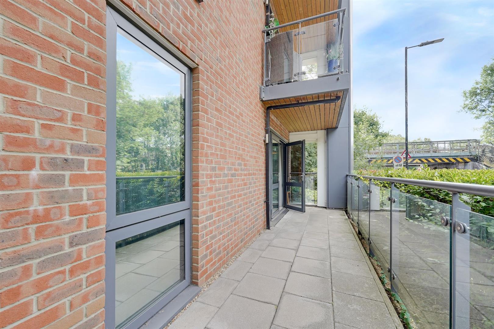 Alderton Hill, Loughton