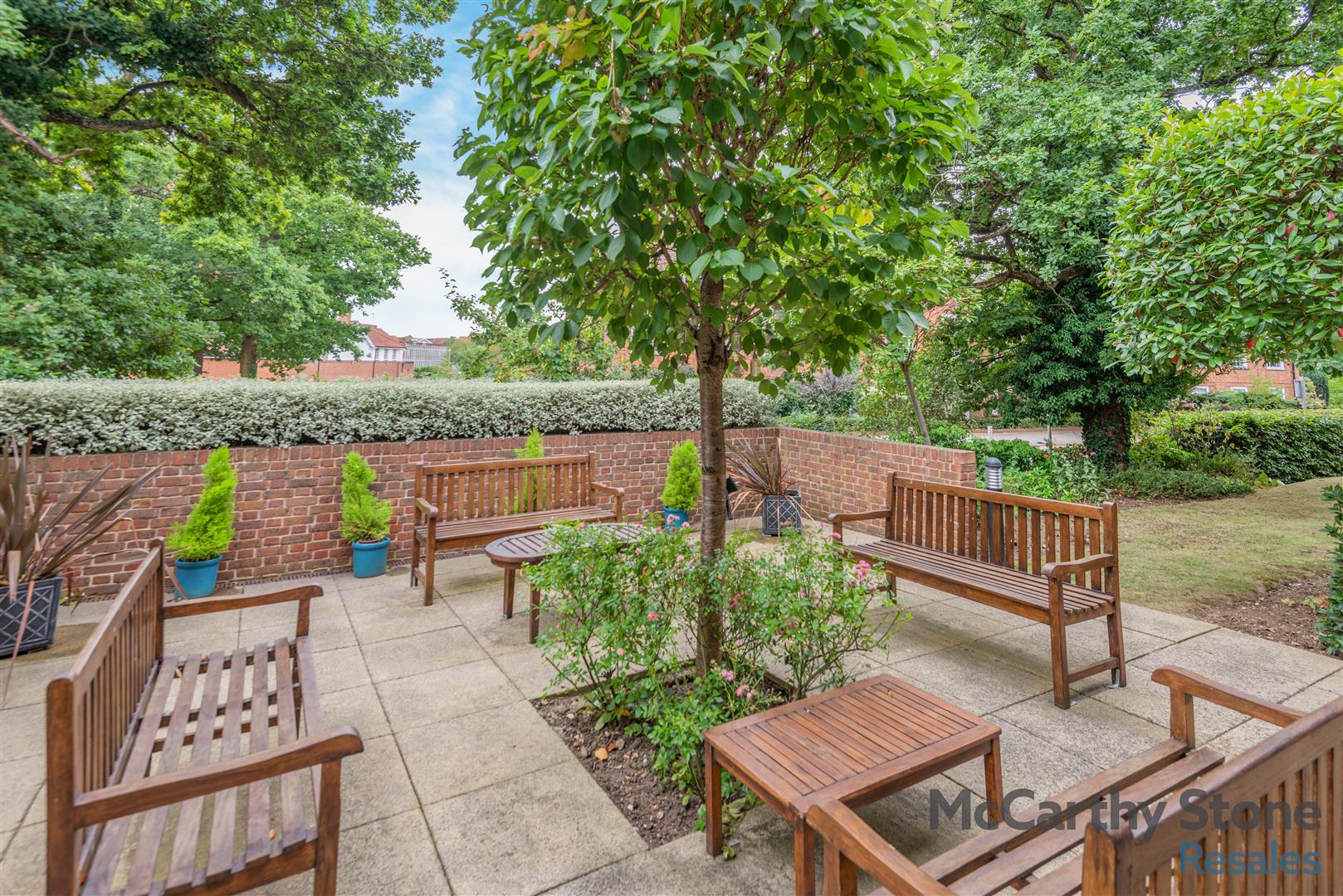 Peel Court, College Way, Welwyn Garden City, Hertfordshire, AL8 6DG